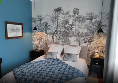 Chambre d'hôtes bleu par Le Pompon sur la Déco décoratrice d'intérieur Cherbourg 50