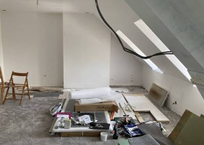 Pièce à vivre AVANT rénovation pour un appartement à la location par la Pompon sur la Déco décoratrice d'intérieur UFDI 50